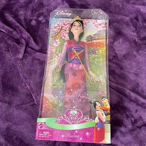 2008 Disney Sparkling Princess Mulan doll NIB